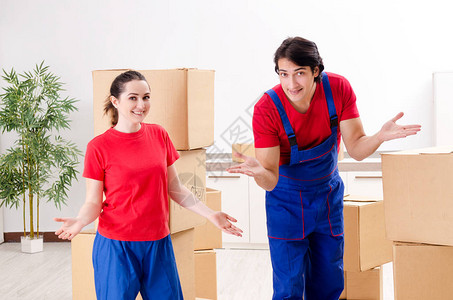 專業(yè)搬家服務(wù) 您的搬家工人，讓每一次搬遷輕松無憂